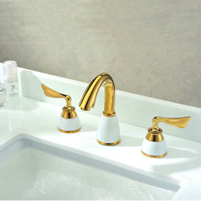 Classic Antique Brass Widespread Bathroom Sink Faucet T0452G