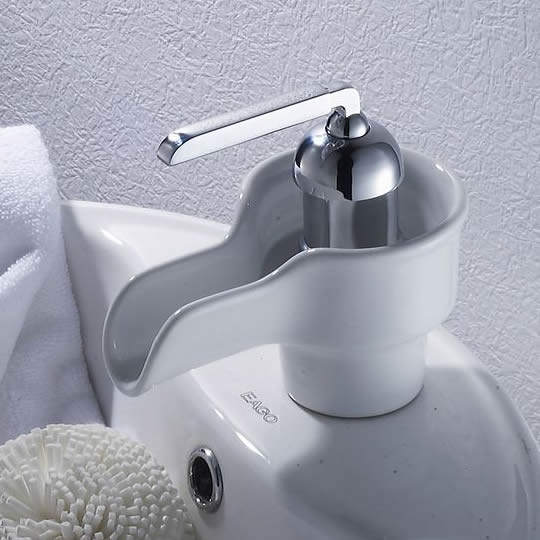 Waterfall Bathroom Sink Faucet with Ceramic Spout T0538