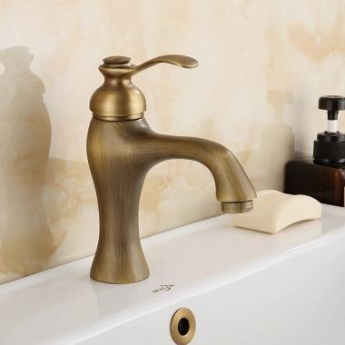 Centerset Antique Brass Bathroom Sink Faucet TP0493 - Click Image to Close