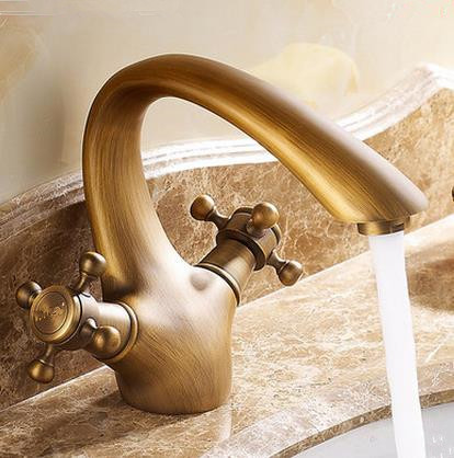 Antique Brass Centerset Two Handles Bathroom Sink Faucet T0402A